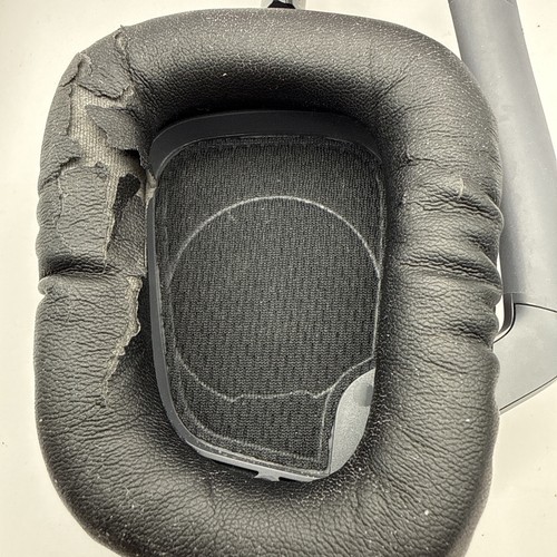 Logitech F540 Untested PARTS Turns On - Picture 9 of 9