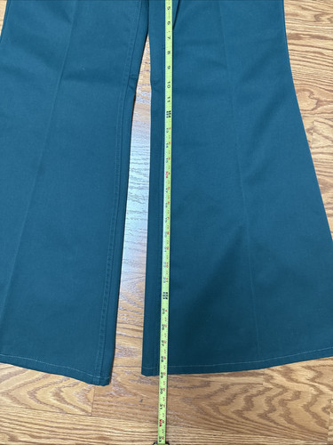 Vintage Levi's For Gals Sta-Prest 30” Hip And 28” Bell Bottom Flared Pants - Picture 4 of 10