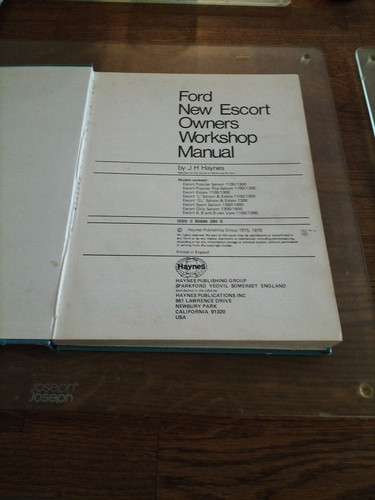 Haynes Workshop Manual For Ford Escort. - Picture 2 of 5