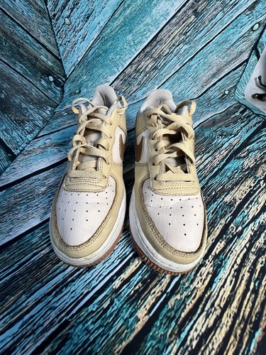 Nike Air Force 1 Low Top White Brown Sesame DQ5973 200 Sz 6Y - Picture 1 of 6