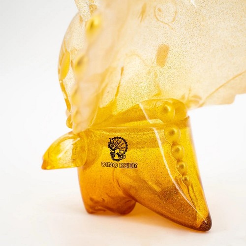 UNBOX ZIQI WU LITTLE DINO GLITTER BEER Triceratops Limited Fashion Figure New - Picture 5 of 7