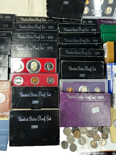 Huge US Coin Lot Proof Sets Uncirculated Coins Medals A Few World Coins 17+ Lbs - Picture 6 of 15