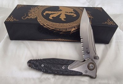 Microtech SOCOM Bravo Mini S/E CFTI Part Serr. Blade Carbon Fiber Scales