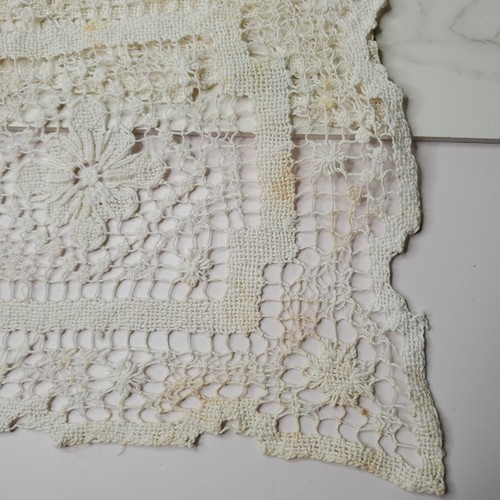 Antique Needle Lace Placemats 4 Cream Handmade 15x9" Doilies Dresser Scarf Flaws - Picture 8 of 12