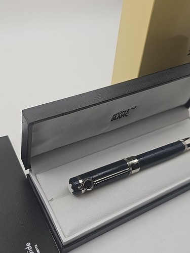 Writers Edition Sir Arthur Conan Doyle fountain pen boxed and user guide med nib