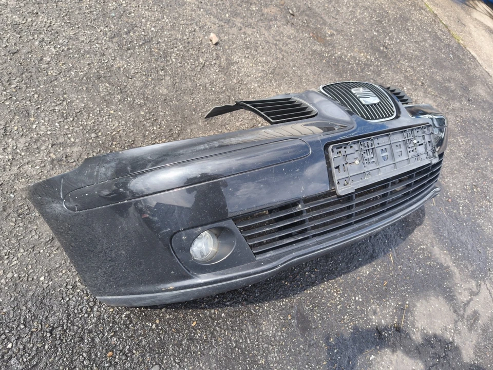 Seat Ibiza 6L Stoßstange Vorne Frontmaske Bumper Schwarz Ohne Farbcode! - Bild 2 von 4