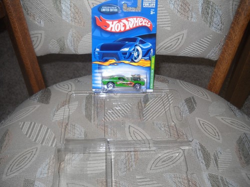 💚HOT WHEELS 2002 "HOT WHEELS COLLECTOR.COM" "RODGER DODGER"GREEN #56008💚RARE - Picture 1 of 8