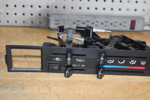 1990-1995 Toyota 4Runner Pickup OEM Heater Climate Control & clock - Picture 4 of 21