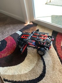 LEGO TECHNIC: Extreme Cruiser (8081)