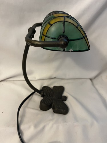 Desk Lamp Banker Tiffany Style Butterfly Stained Glass Metal Base Electric - Picture 7 of 13