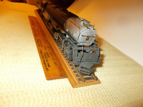 1947 BOWSER HO 4-6-6-4 STEAM LOCOMOTIVE w/VANDY TENDER, GREAT NORTHERN, DETAILED - Picture 3 of 18