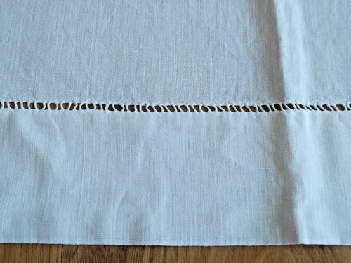 Ancien Drap enfant en metis avec jours / Rideau 124 x 80 cms - Imagen 3 de 4