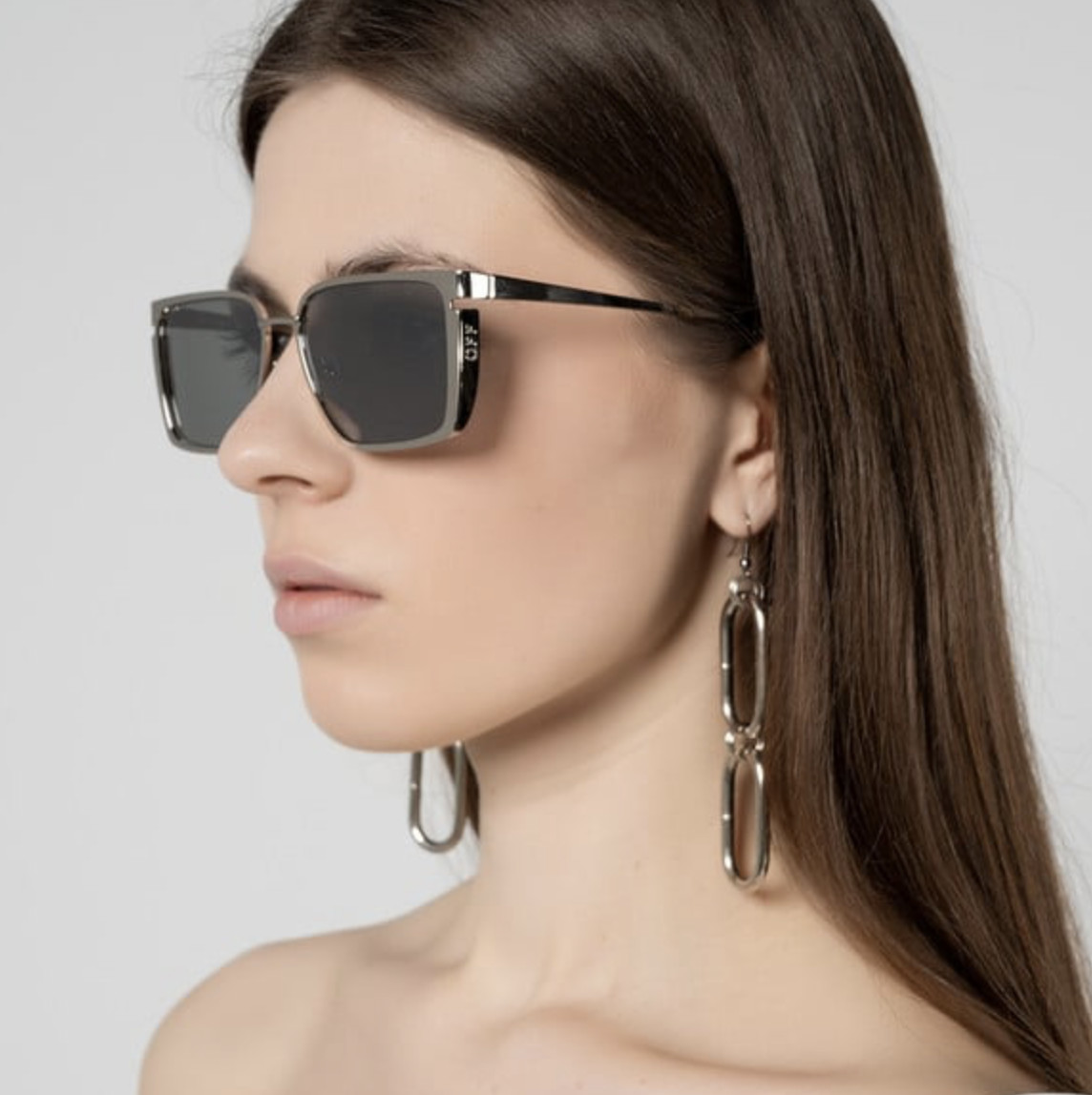 НОВЫЕ белоснежные солнцезащитные очки OERI121S24MET0017272 Yoder