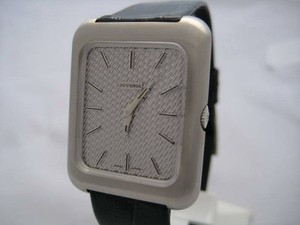 NOS-NEW-SWISS-VINTAGE-MECHANICAL-HAND-WINDING-WOMEN-039-S-JUVENIA-ANALOG-WATCH-1960-039