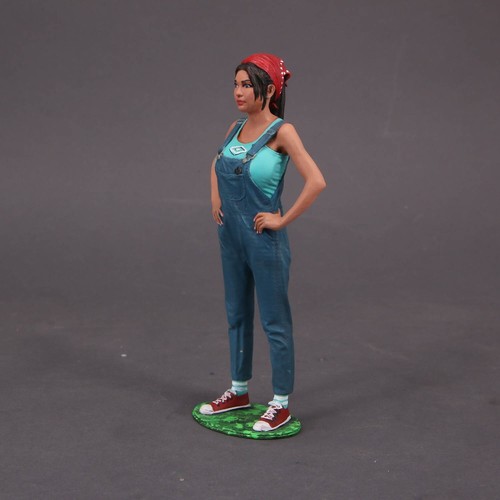 Scale Figure painted Girl woman worker S197-Z572 1:18 - Picture 8 of 10