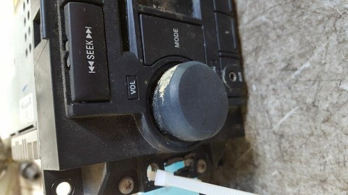 Receptor de radio CD AM FM se adapta a la pastilla 06-10 DODGE 3500 42596 - Imagen 8 de 12