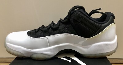 シューズ(男性用) Jordan Air Jordan 11 retoro low us10 28 Nike Air Jordan 11 Retro XI Low Navy Blue Gum Brand New With