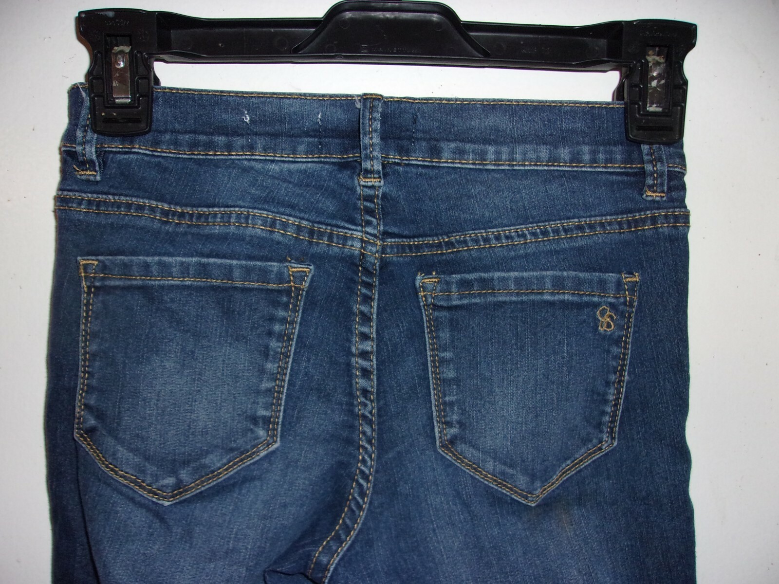 Picture 4 of 5
