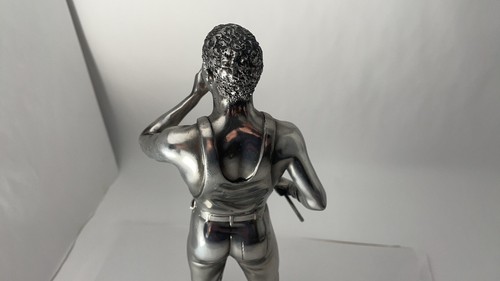 Queen Freddie Mercury Style Statue About 18x14x34cm / 1.2㎏ in 2005 Silver Dreams - Picture 8 of 20