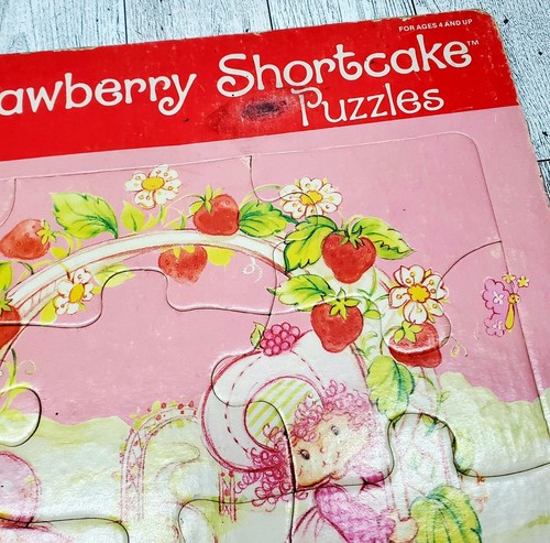 Strawberry Shortcake Vintage 1982 Jigsaw Puzzle 15 Piece "It's Berry Sweet" Rare - Picture 8 of 8