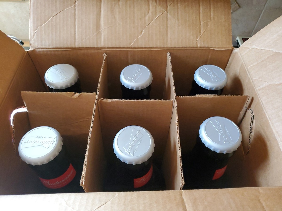 バドワイザー　ミレニアム　エディション　セット VTG BUDWEISER MILLENNIUM Limited Edition Set Bottle & Four