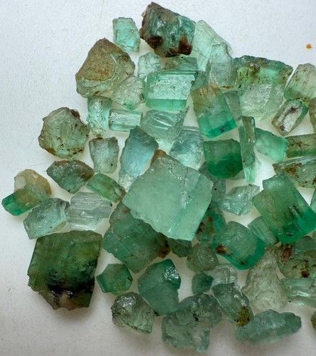15 Carat good Quality Natural Emerald From Panjshir Afghanistan. - Imagen 4 de 9