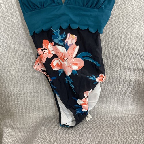 Cupshe Swimsuit Womens L Floral Tummy Control One Piece V Neck Bathing Suits NWT - Picture 3 of 15