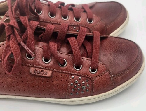 Taos Red Freedom Leather Sneakers Comfort Shoes Studded Womens Size 8 - Picture 2 of 9