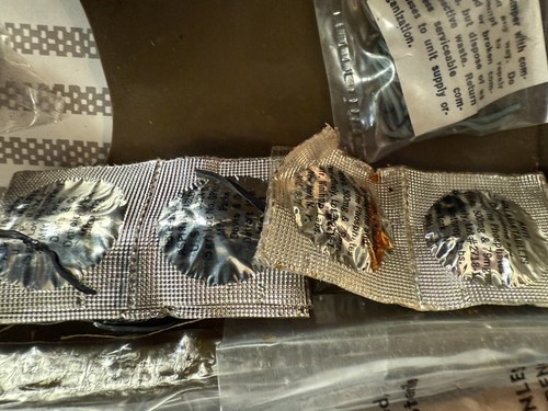 Tactical Air Crew Tropical Survival Kit FRAASS 6545-00-782-6412 Tropical 1974 - Picture 12 of 12