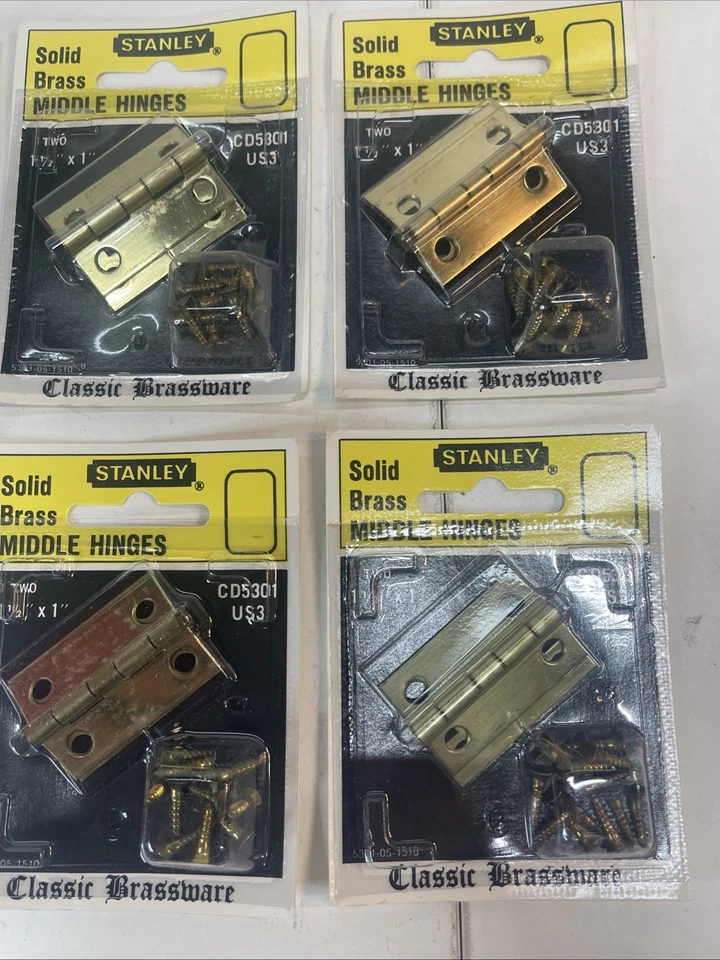 Stanley CD5301 Bisagras de caja de cofre de gabinete central de 1-1/2" de latón macizo brillante - Paquete de 10 Foto 4 de 4