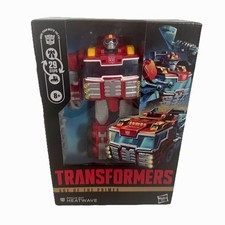 Transformers Age of the Primes Rescue Bots - Heatwave - Voyager Class Figure