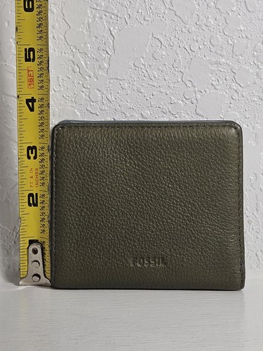 FOSSIL Logan Leather Small RFID Bifold Wallet NEW Small 4 Inch ID Money Holder - Picture 7 of 8