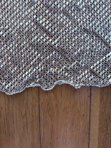 Vtg Metal Silver Tone Mesh Fabric 2 Small Holes Finished Lettuce Edges - Picture 7 of 16