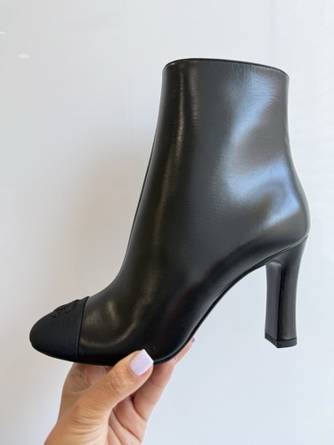 Chanel Negro Piel de Cordero Logo CC Puntera Botines Botines 37.5 C - Imagen 10 de 13