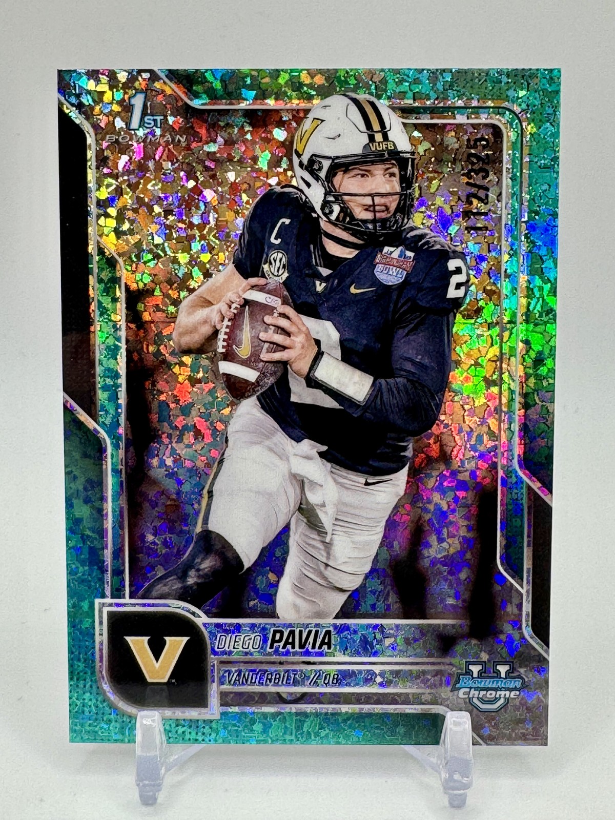 2025 Bowman University Chrome #190 Diego Pavia Aqua Mini-Diamond Refractor #/325