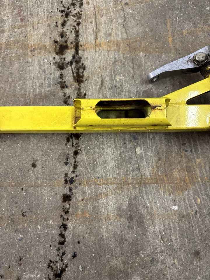 Polaris XC RMK Classic Edge X 700 800 600 2001 brazo de arrastre izquierdo Ifs Foto 4 de 4