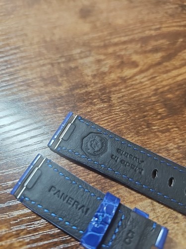 Panerai DUE Watch 20/18mm OEM Shiny Blue Alligator Quick Release Strap - Picture 7 of 8