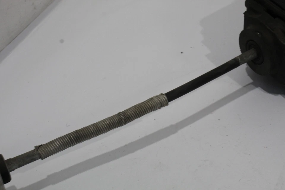 Audi A4 B7 Automatic Gear Selector Mechanism 8E2713041AQ - Image 4 of 4