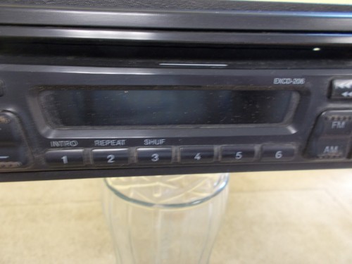VTG SONY CAR RADIO AM-FM COMPACT DISC PLAYER # 570539 ~ ~~ READ BELOW ~~~~~~ - Picture 8 of 13