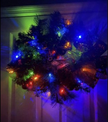 christmas wreaths for front door - Picture 3 of 5