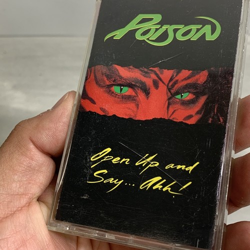 Lot of 3 POISON CASSETTES - Flesh & Blood, Open Up And Say Ahh, Cat Dragged In - Picture 8 of 8