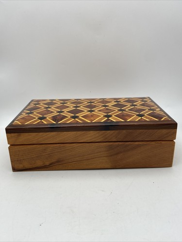 Moroccan Thuya Burl Wood Jewelry Box Luxury Burl Wooden Box 7.8x4.75x2.5” - Picture 3 of 10