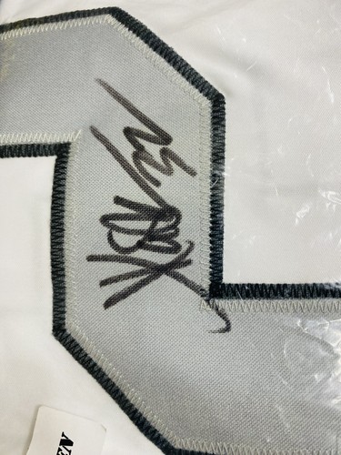 Marcus Allen Signed #32 Oakland Raiders White Gray Football Jersey Beckett Auto - Picture 2 of 6