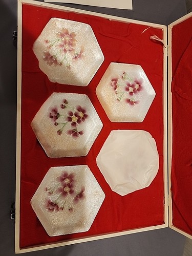 Japanese Cloisonne Enamel Small Floral Plate Set Of 6 (5 small) - Picture 9 of 15