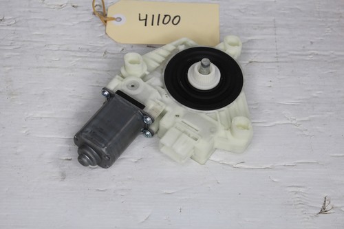 Mercedes Benz W205 W213 C E Class Front Left Door Window Motor A2139069901 - Picture 2 of 11