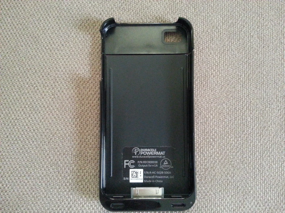 Duracell Powermat Wireless Battery Case for iPhone 4/4S - Black with USB Cable - Image 3 of 4