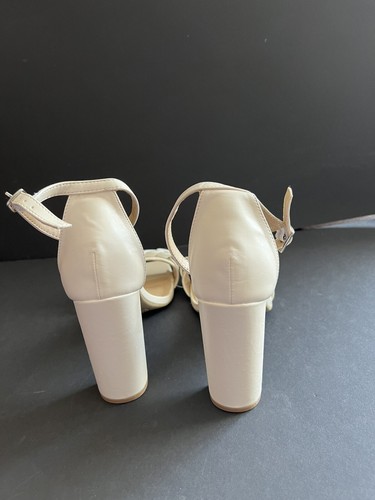 Charolette Russe Ivory Open Toe Heals Size 10 Women - Picture 4 of 6