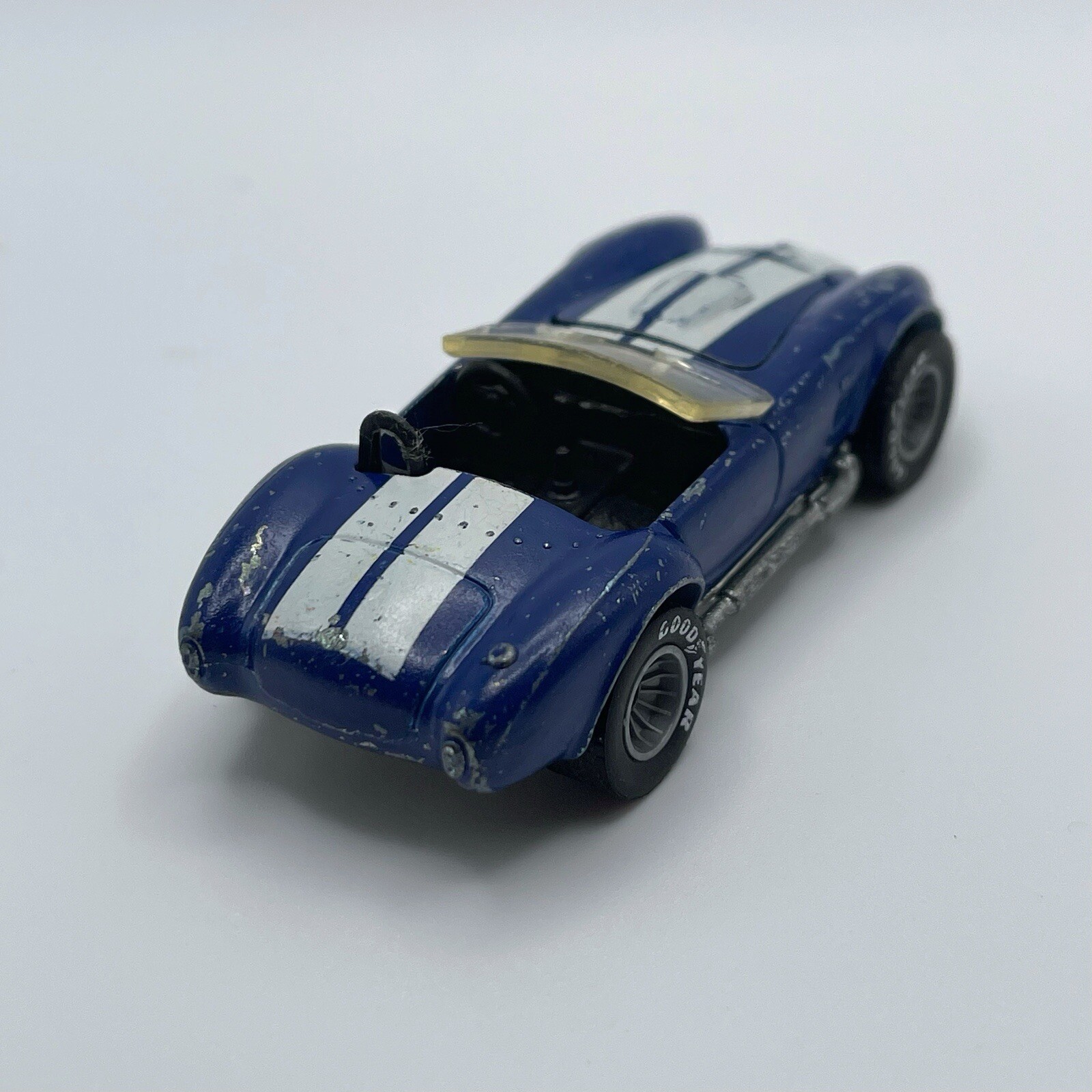 Picture 2 of 5
