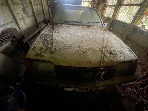 1985/86 Vauxhall Cavalier mk2. Barn find. Spares / Repairs. Private plate. - Picture 1 of 24