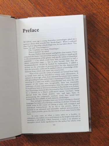 A dictionary of Australian mammal names - Ronald Strahan (Hardback, 1981) - Picture 4 of 5